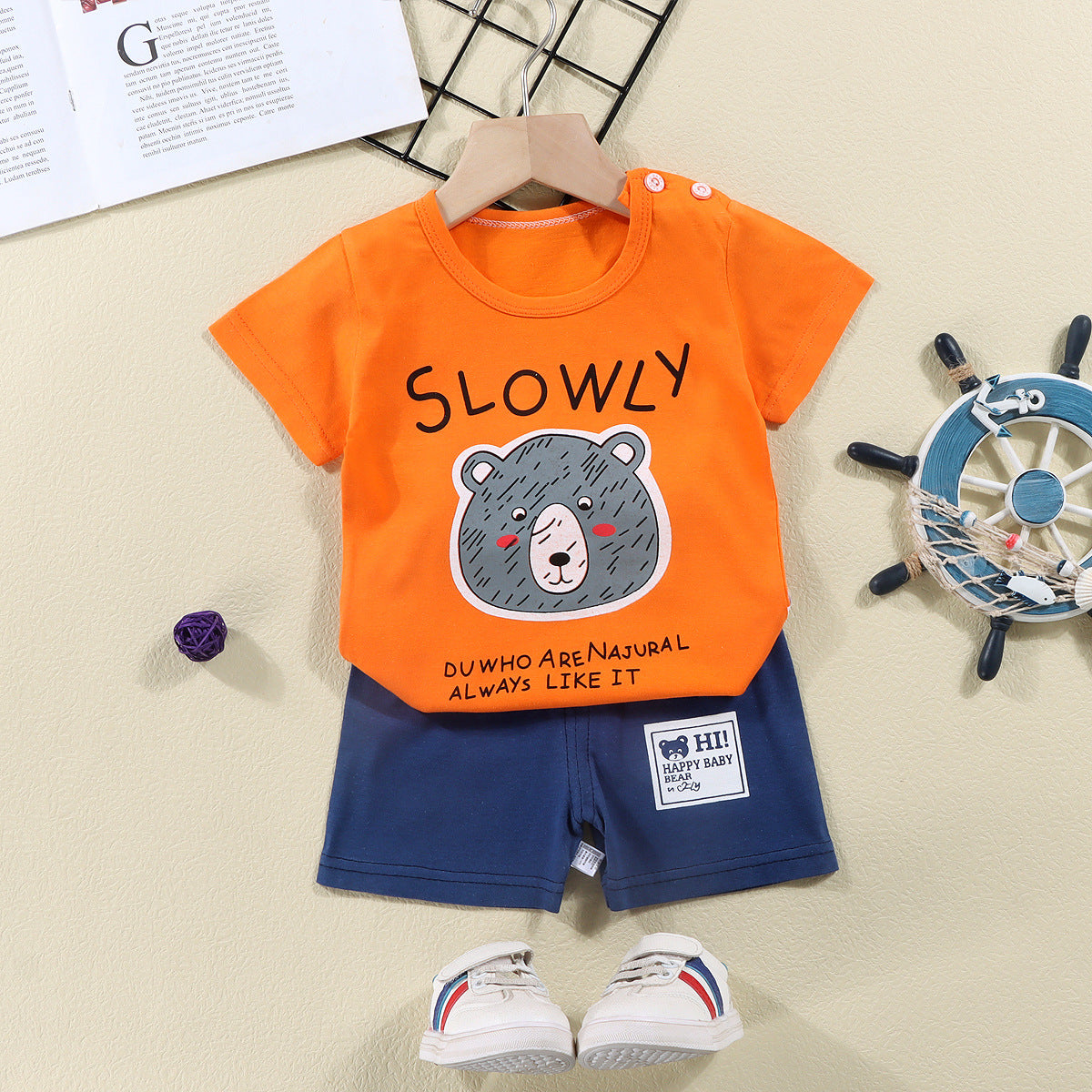 Animals Graphic T-Shirt and Shorts Outfit